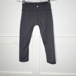 Lululemon 20” cropped mid rise leggings